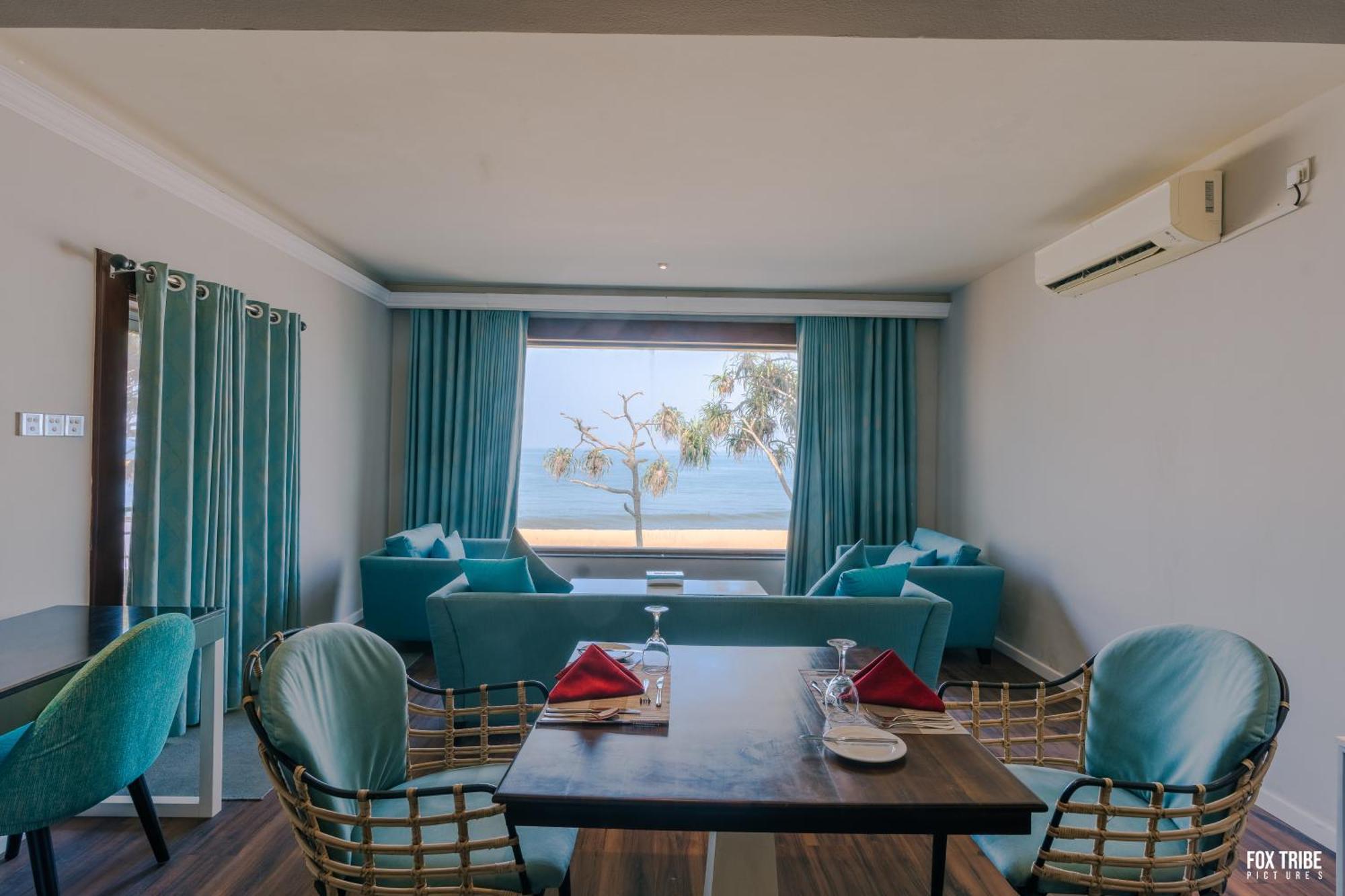 Earl'S Regent Negombo Hotel ภายนอก รูปภาพ