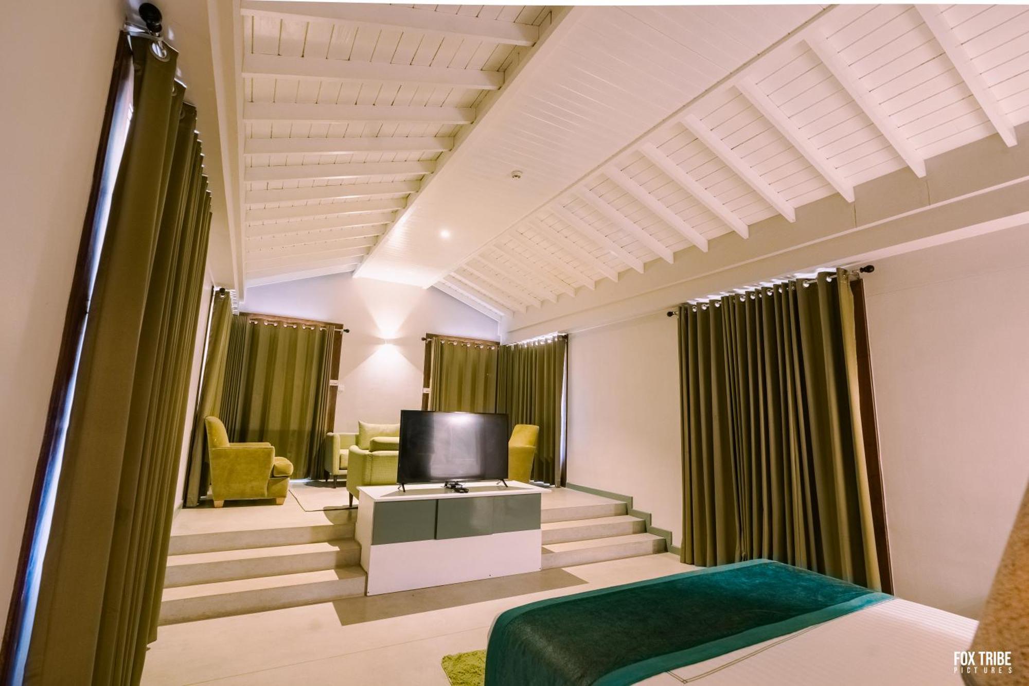 Earl'S Regent Negombo Hotel ภายนอก รูปภาพ