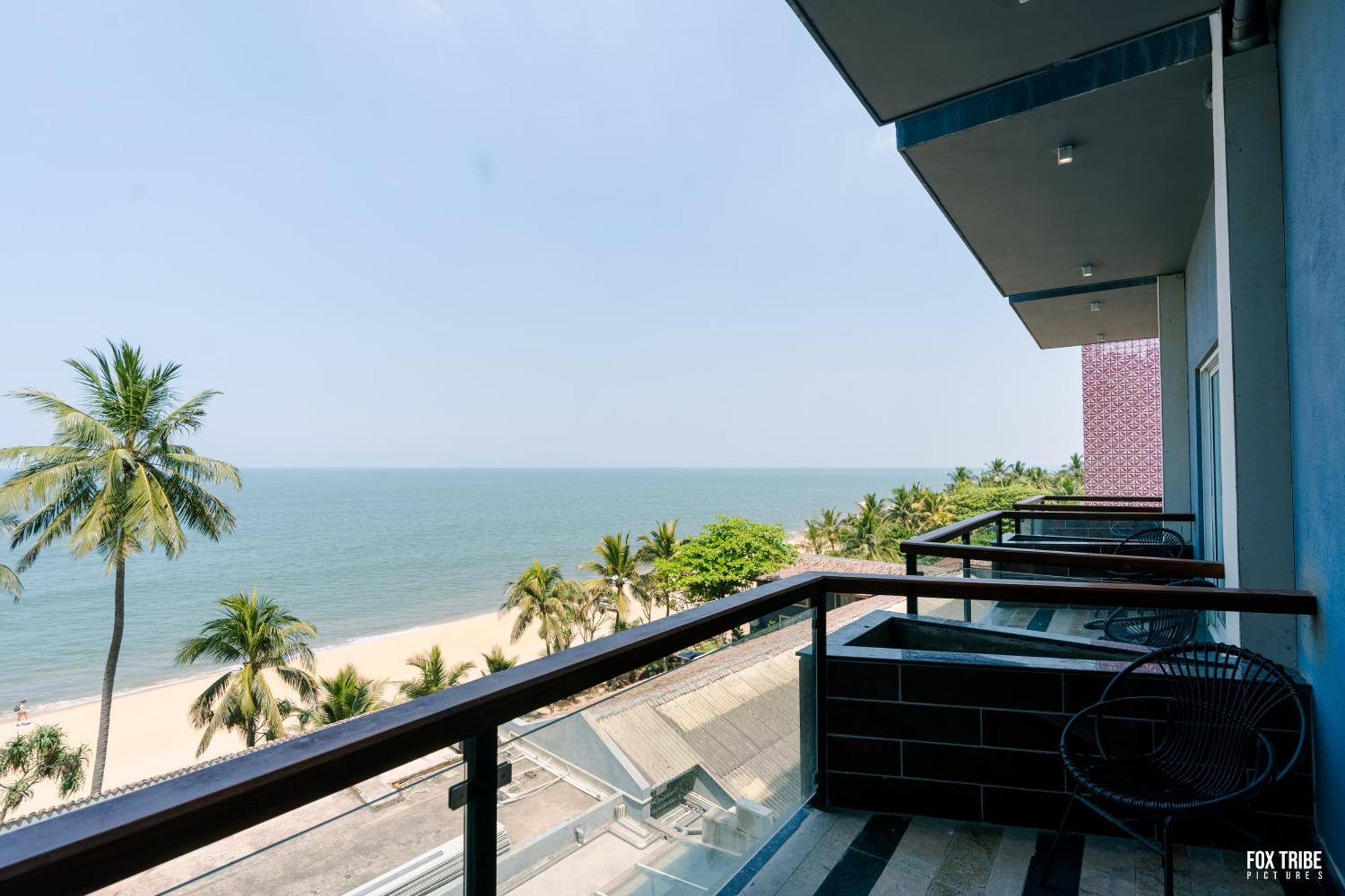 Earl'S Regent Negombo Hotel ภายนอก รูปภาพ